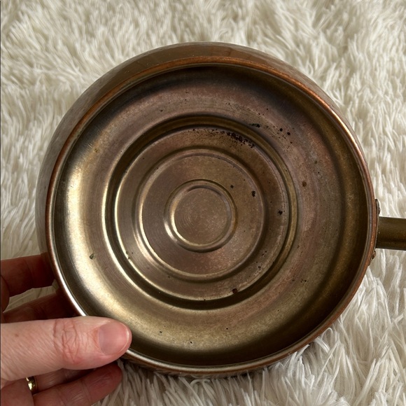 Copper Saucepan / Fondue pot with Black Handle - Picture 7 of 12